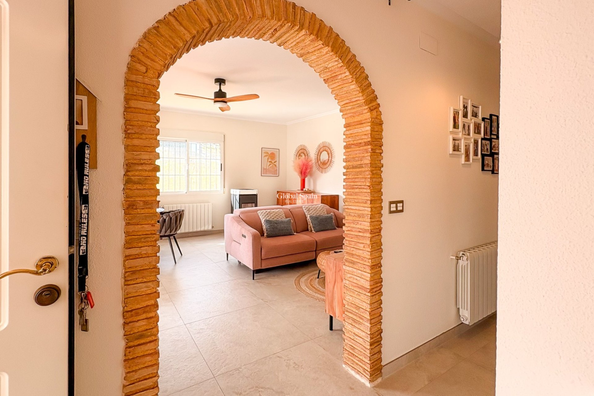 Revente - VILLA -
CATRAL - Catral