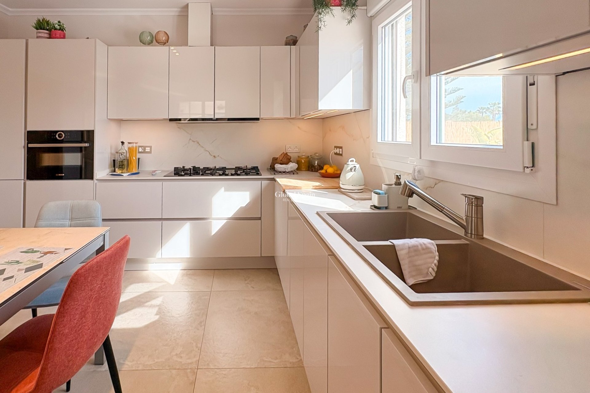 Revente - VILLA -
CATRAL - Catral