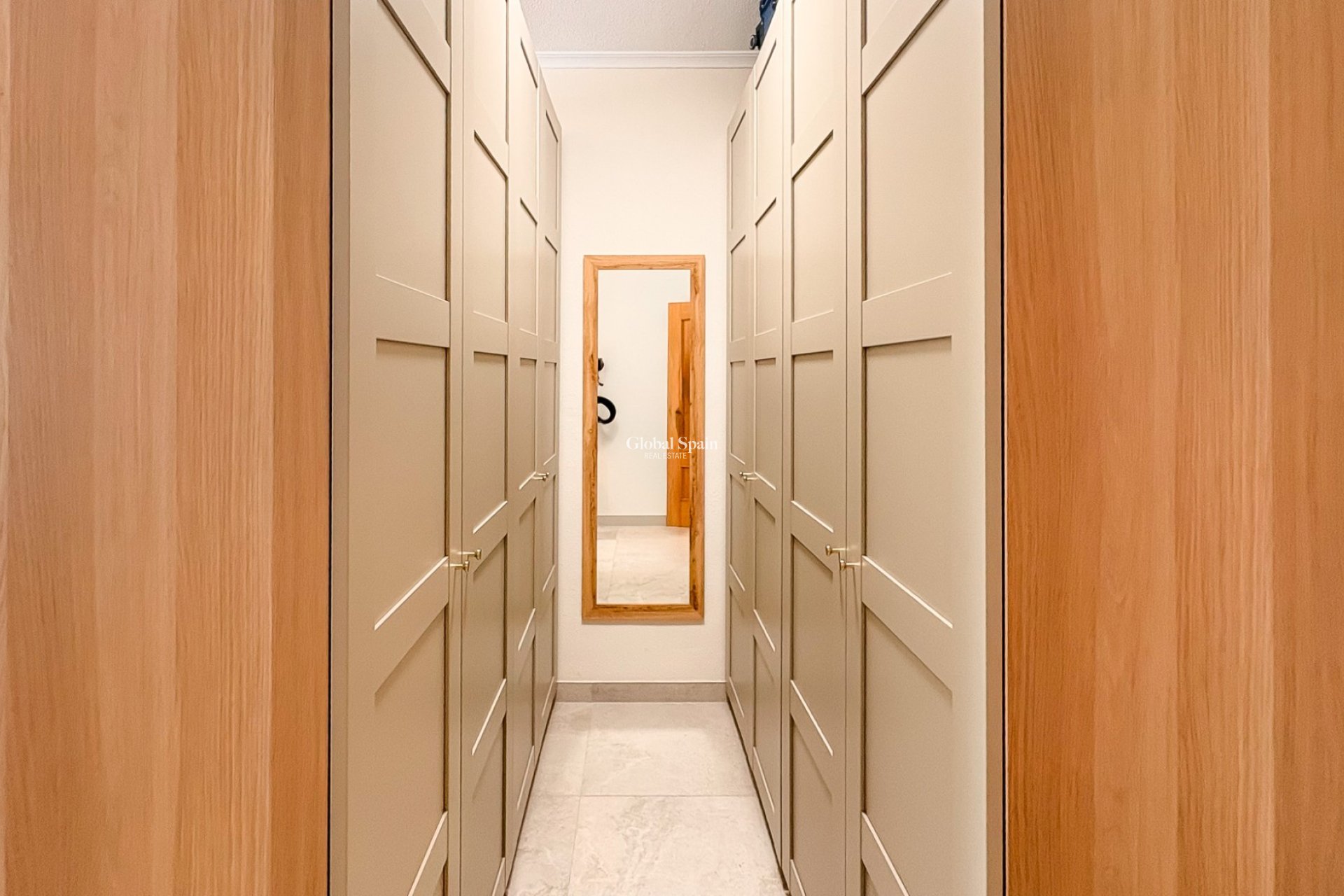 Revente - VILLA -
CATRAL - Catral