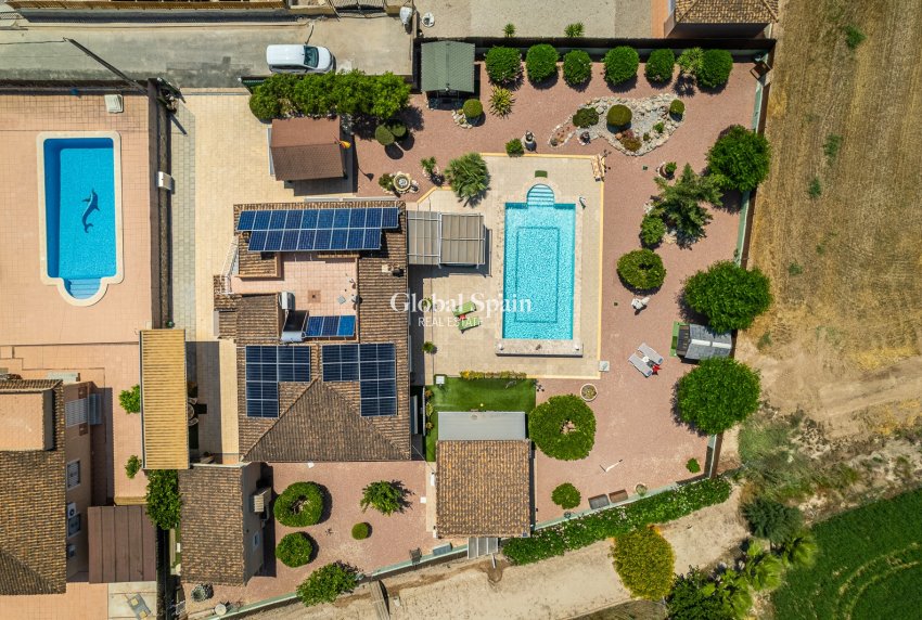 Revente - VILLA -
CATRAL - Catral
