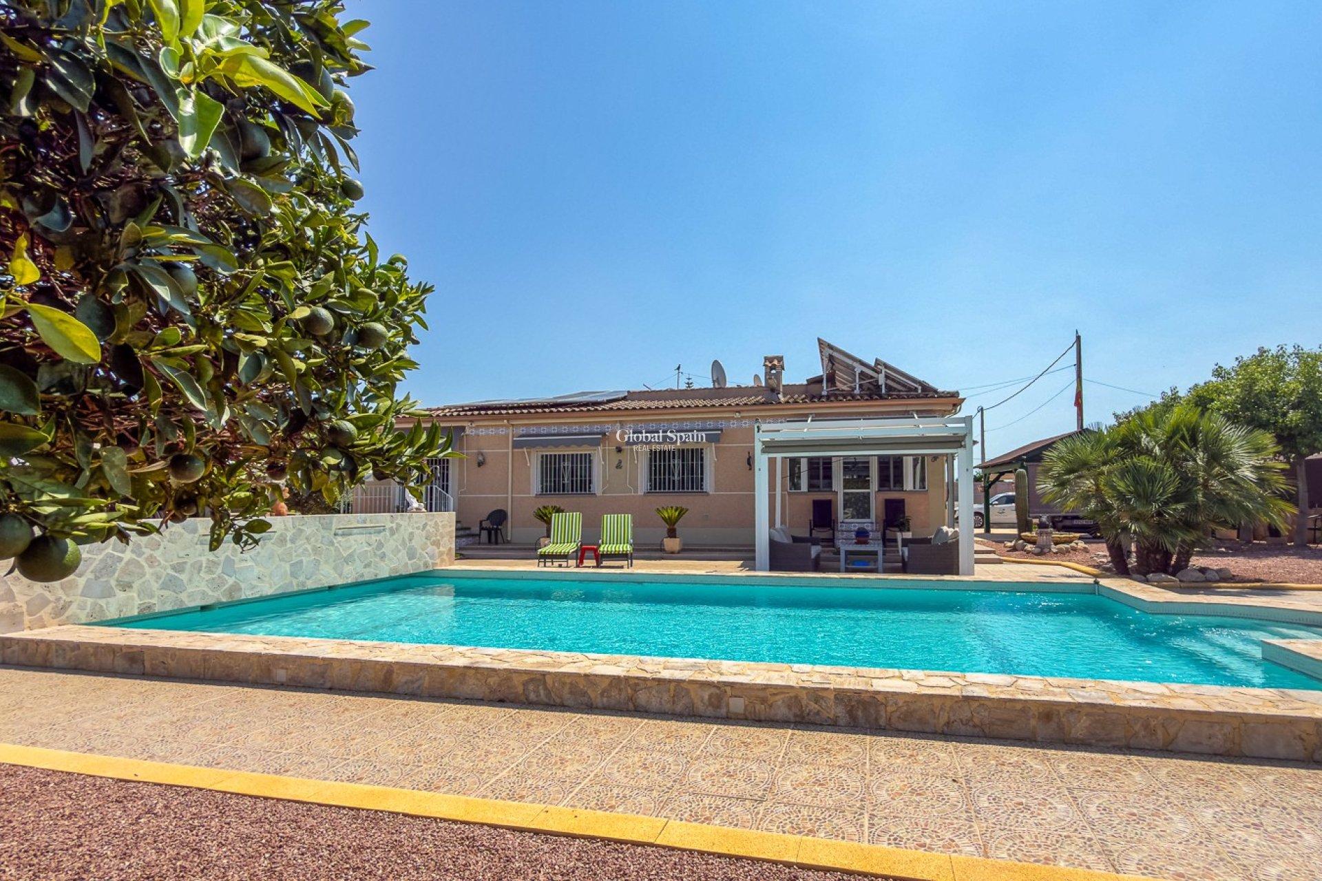 Revente - VILLA -
CATRAL - Catral