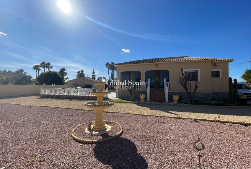 Revente - VILLA -
CATRAL - Costa Blanca