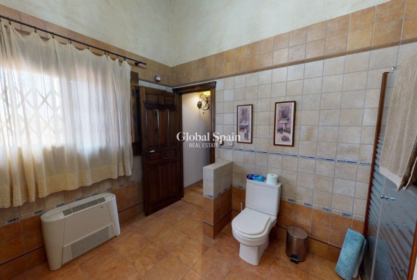 Revente - VILLA -
CATRAL - Costa Blanca