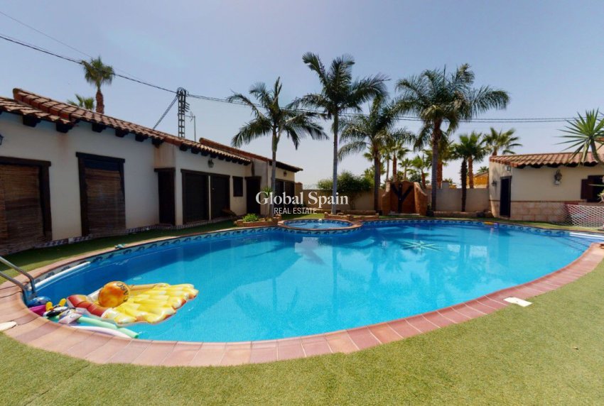 Revente - VILLA -
CATRAL - Costa Blanca