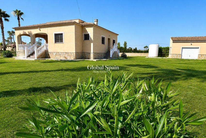 Revente - VILLA -
CATRAL - Costa Blanca