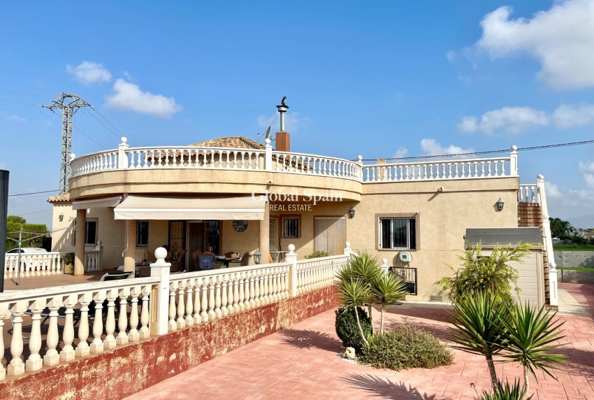 Revente - VILLA -
CATRAL - Costa Blanca