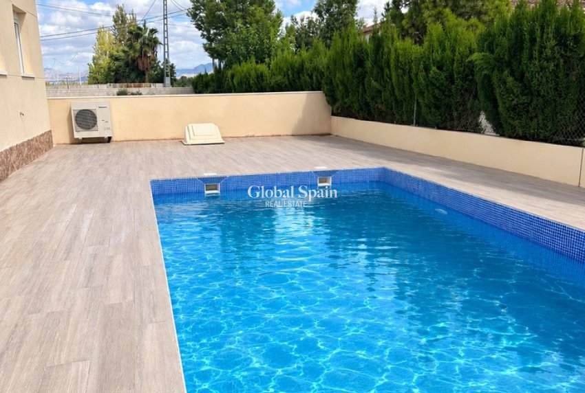 Revente - VILLA -
CATRAL - Costa Blanca