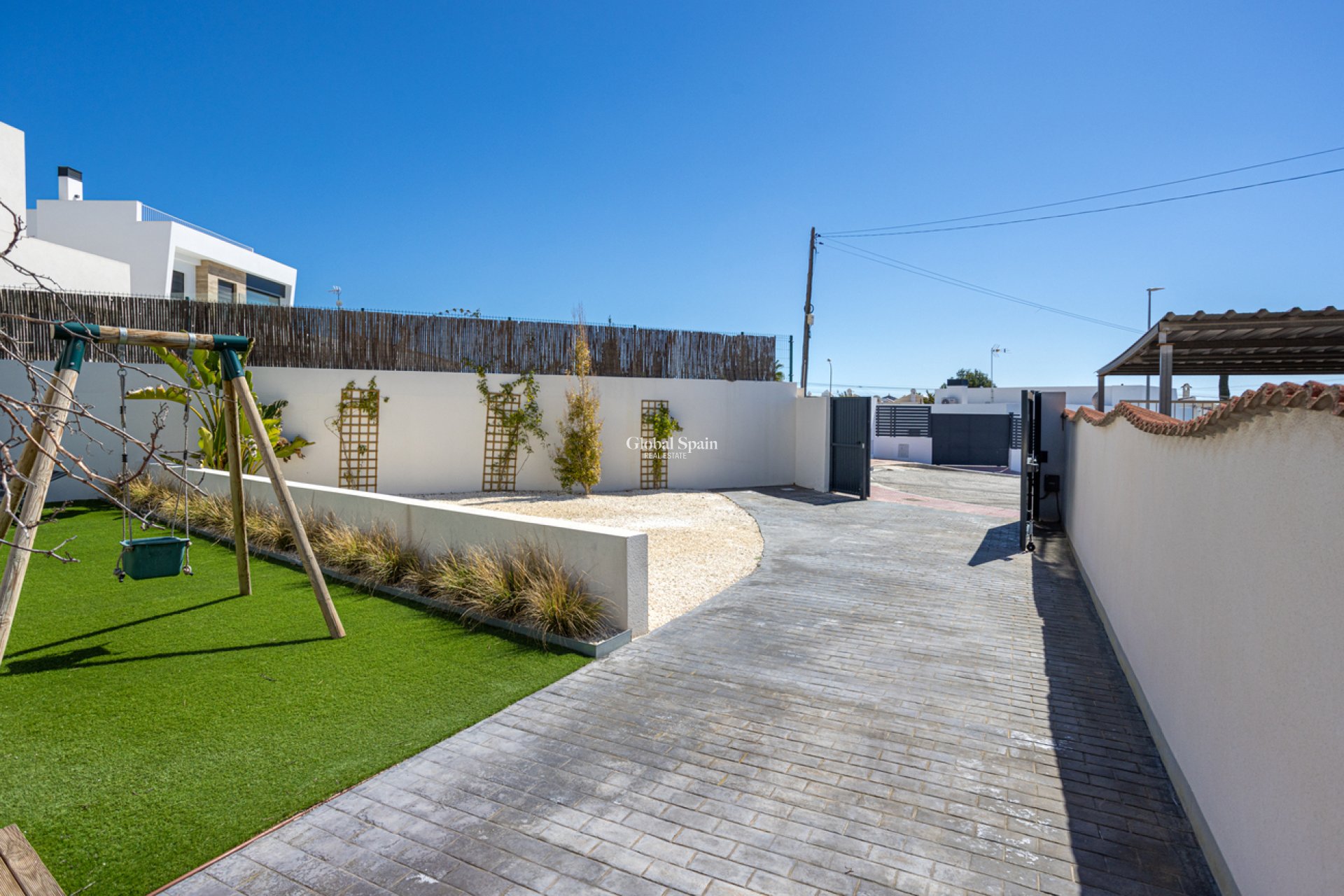 Revente - VILLA -
CIUDAD QUESADA - center