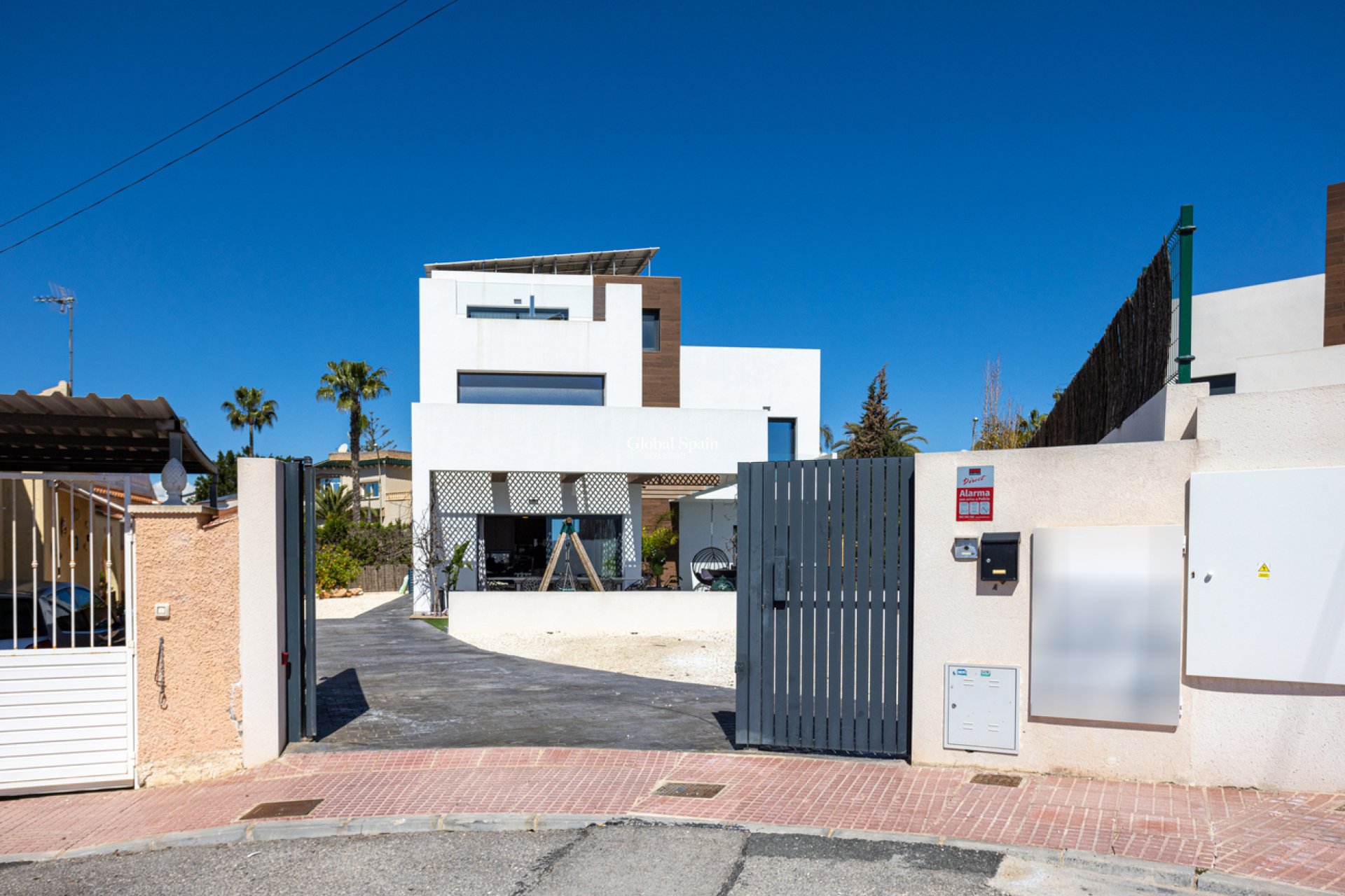 Revente - VILLA -
CIUDAD QUESADA - center