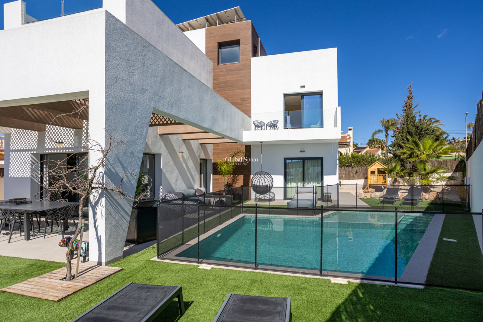 Revente - VILLA -
CIUDAD QUESADA - center