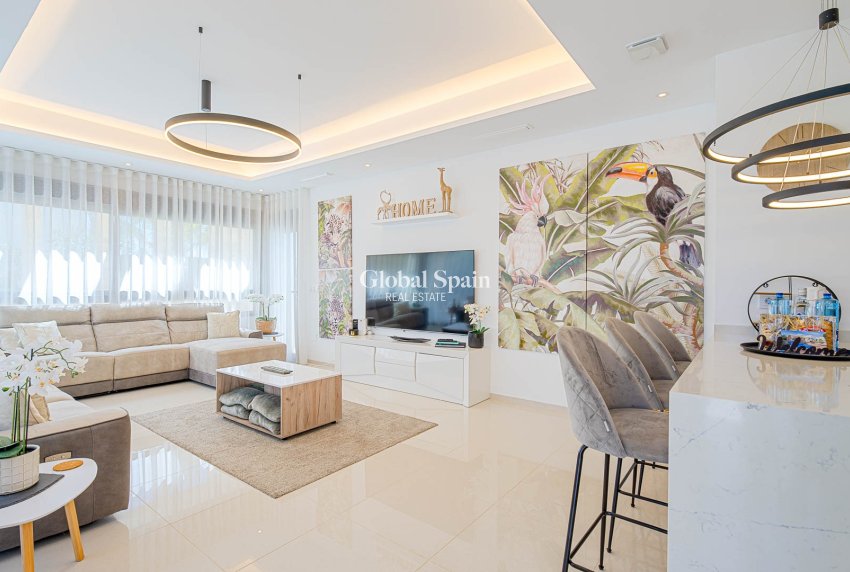 Revente - VILLA -
CIUDAD QUESADA - Doña Pena