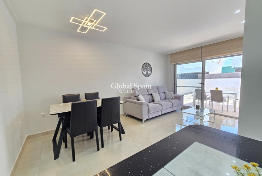 Revente - VILLA -
CIUDAD QUESADA - Doña Pepa *