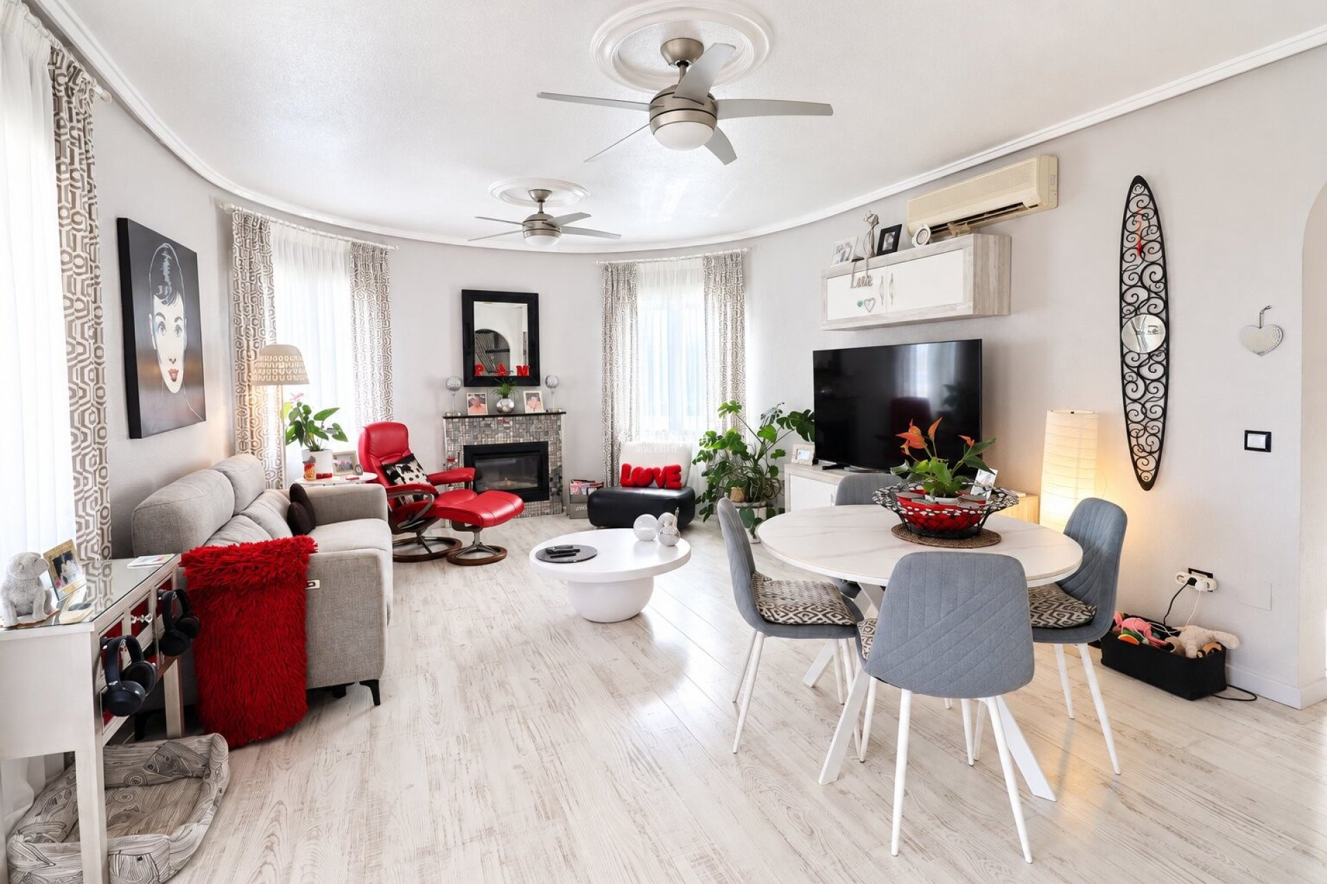 Revente - VILLA -
CIUDAD QUESADA - La Marquesa