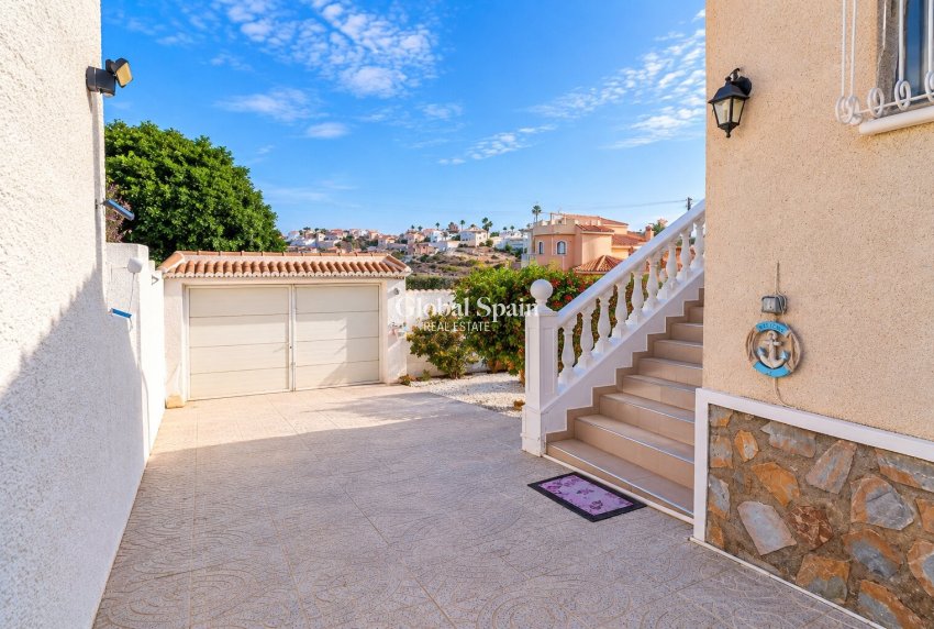 Revente - VILLA -
CIUDAD QUESADA - La Marquesa