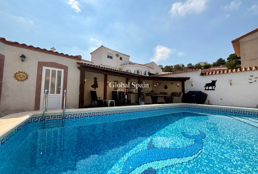 Revente - VILLA -
CIUDAD QUESADA - Rojales