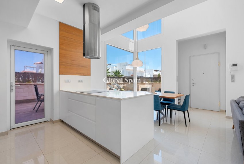 Revente - Villa -
CIUDAD QUESADA