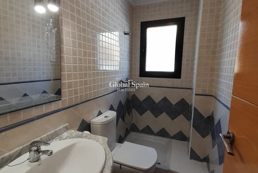 Revente - VILLA -
CIUDAD QUESADA