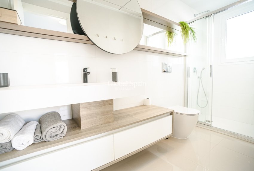 Revente - VILLA -
CIUDAD QUESADA