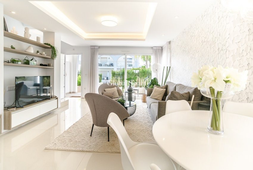 Revente - VILLA -
CIUDAD QUESADA