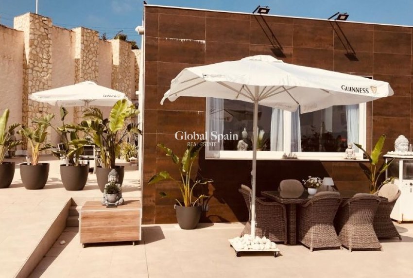 Revente - VILLA -
CIUDAD QUESADA