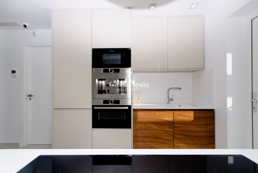 Revente - VILLA -
CIUDAD QUESADA