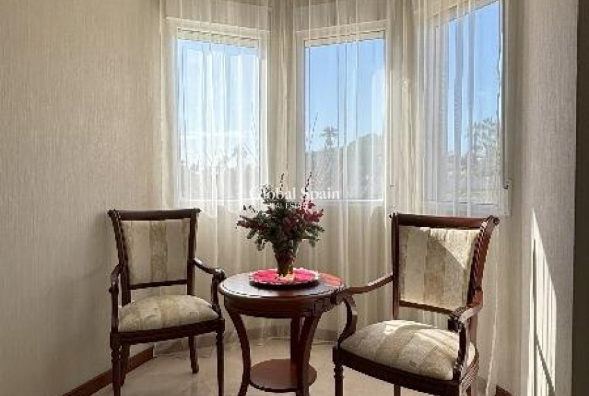 Revente - VILLA -
CIUDAD QUESADA