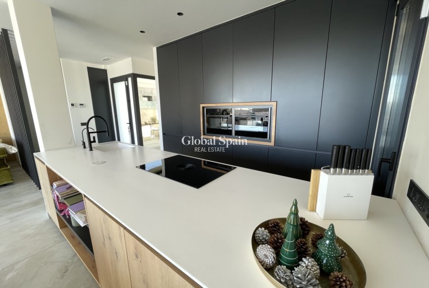 Revente - VILLA -
CIUDAD QUESADA