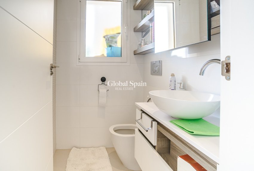 Revente - VILLA -
CIUDAD QUESADA