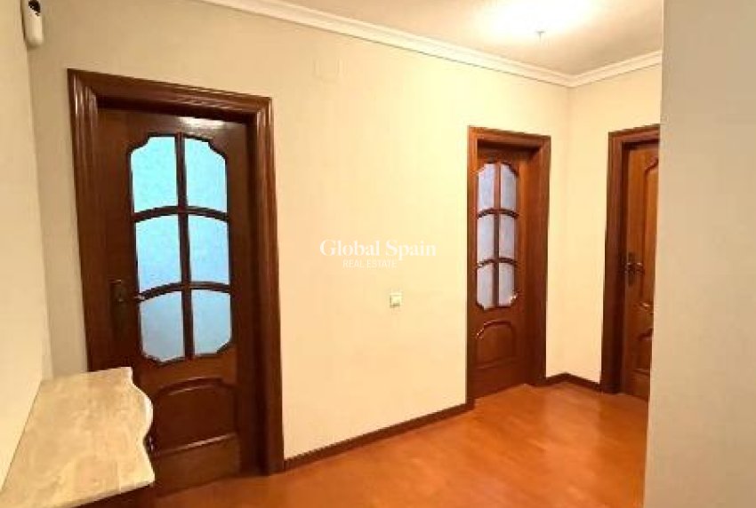 Revente - VILLA -
CIUDAD QUESADA