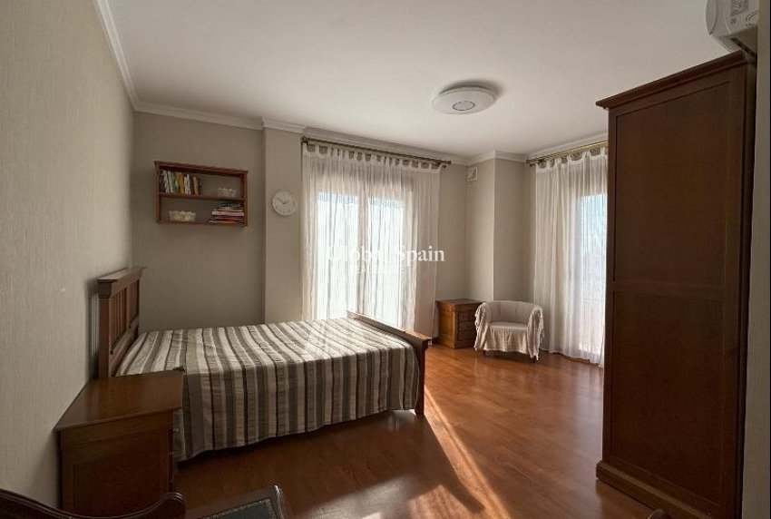 Revente - VILLA -
CIUDAD QUESADA