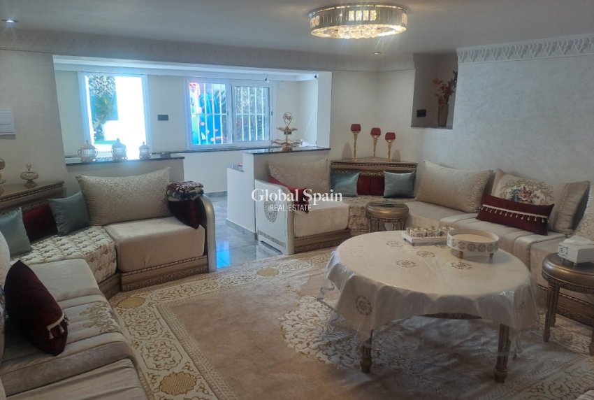 Revente - VILLA -
CIUDAD QUESADA