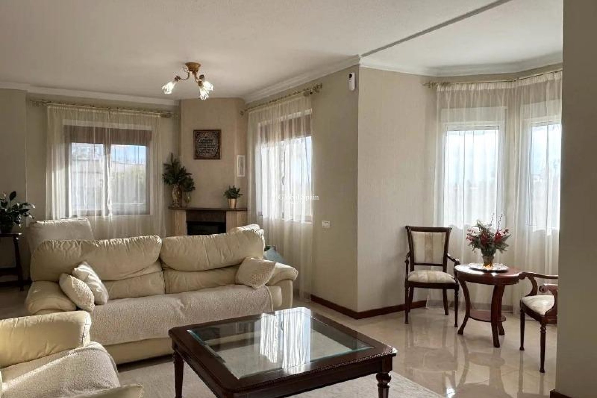 Revente - VILLA -
CIUDAD QUESADA
