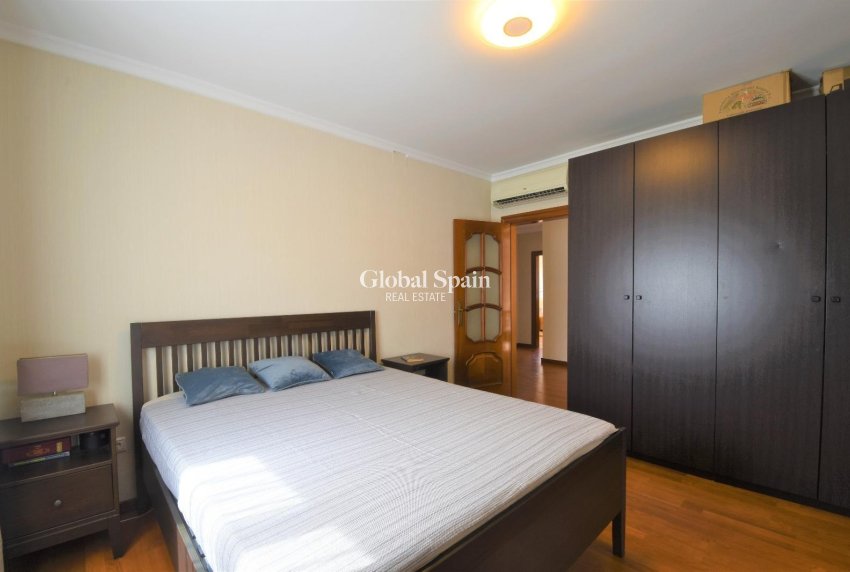 Revente - VILLA -
CIUDAD QUESADA