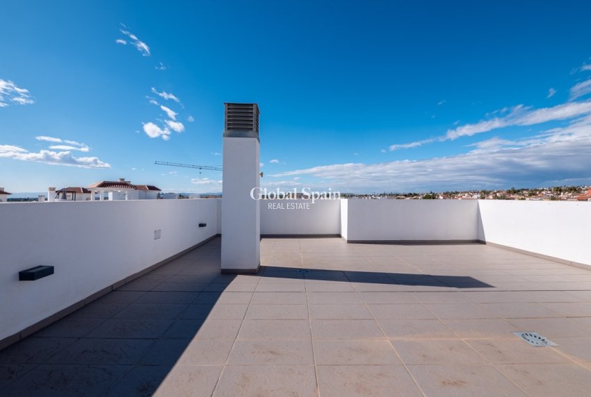 Revente - VILLA -
CIUDAD QUESADA
