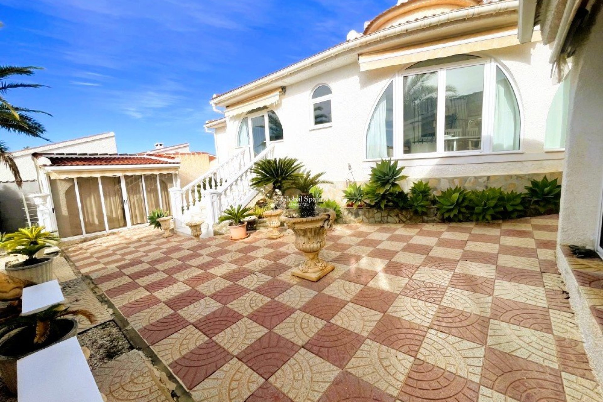 Revente - VILLA -
CIUDAD QUESADA