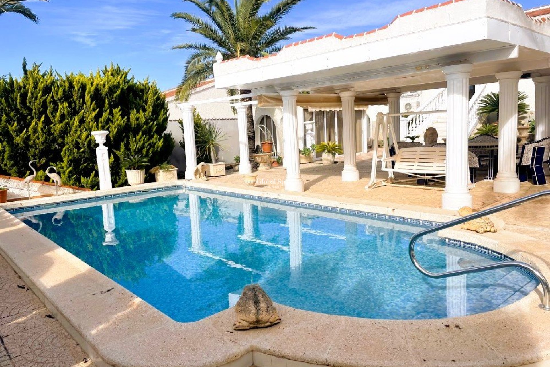 Revente - VILLA -
CIUDAD QUESADA