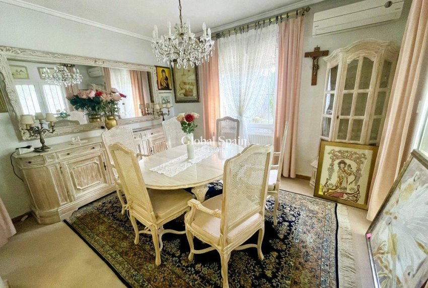 Revente - VILLA -
CIUDAD QUESADA