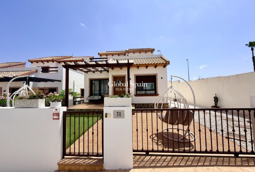 Revente - VILLA -
CIUDAD QUESADA