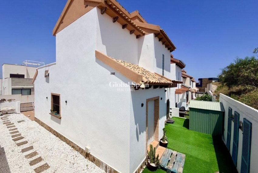 Revente - VILLA -
CIUDAD QUESADA