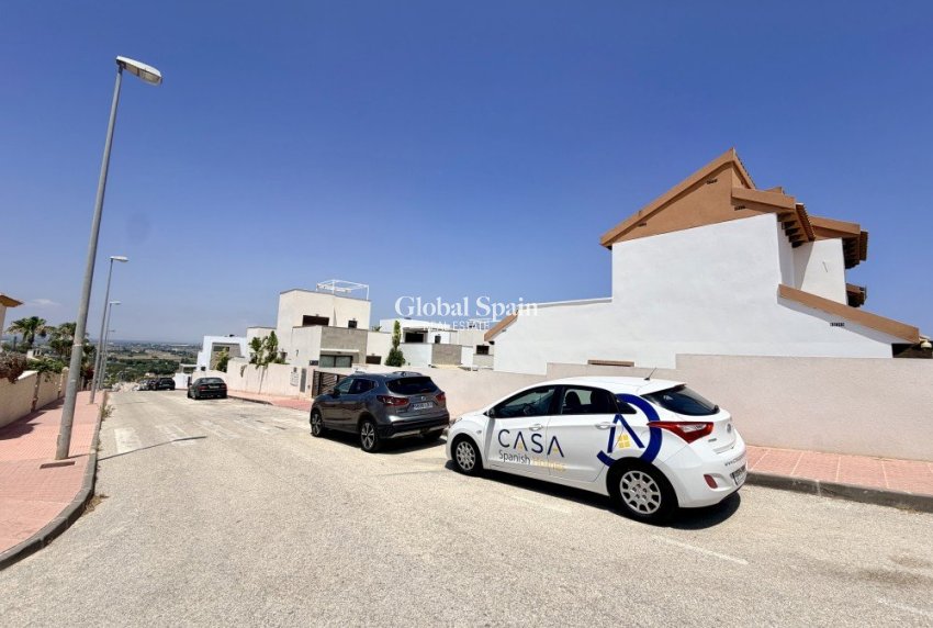 Revente - VILLA -
CIUDAD QUESADA