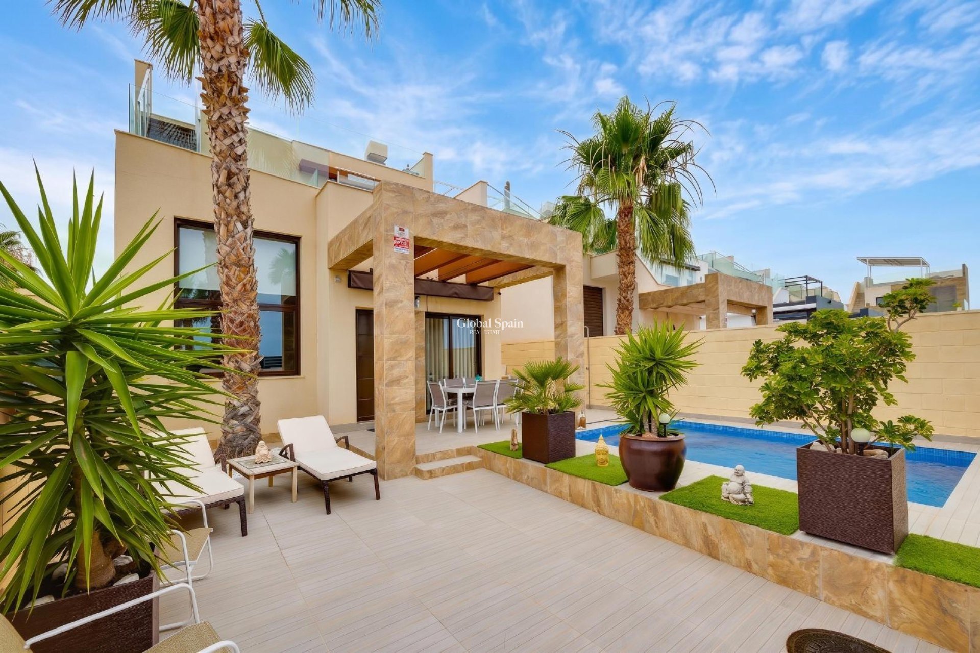 Revente - VILLA -
CIUDAD QUESADA