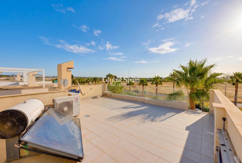 Revente - VILLA -
CIUDAD QUESADA