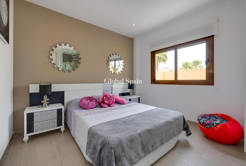 Revente - VILLA -
CIUDAD QUESADA