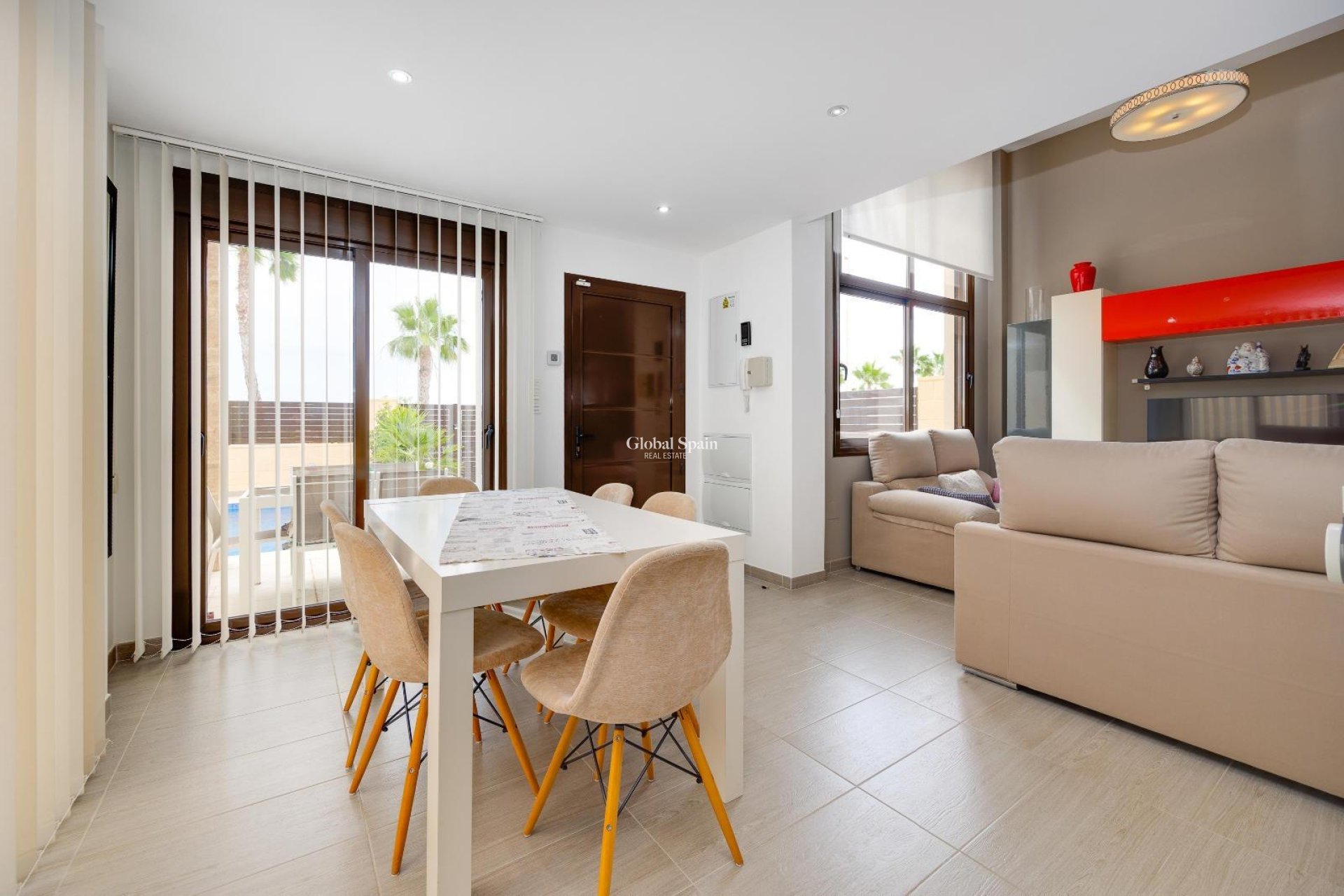 Revente - VILLA -
CIUDAD QUESADA