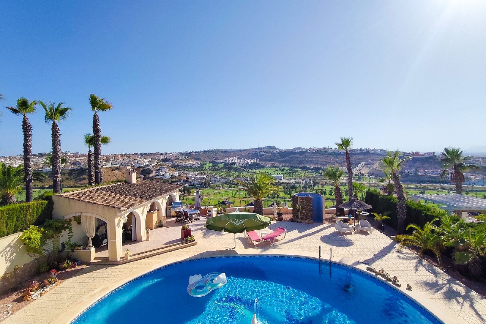 Revente - VILLA -
CIUDAD QUESADA