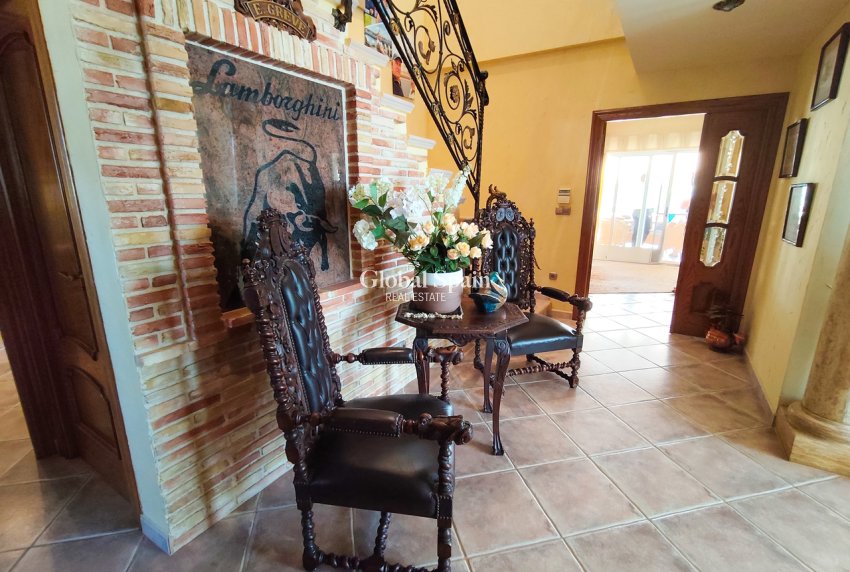 Revente - VILLA -
CIUDAD QUESADA