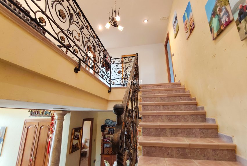 Revente - VILLA -
CIUDAD QUESADA