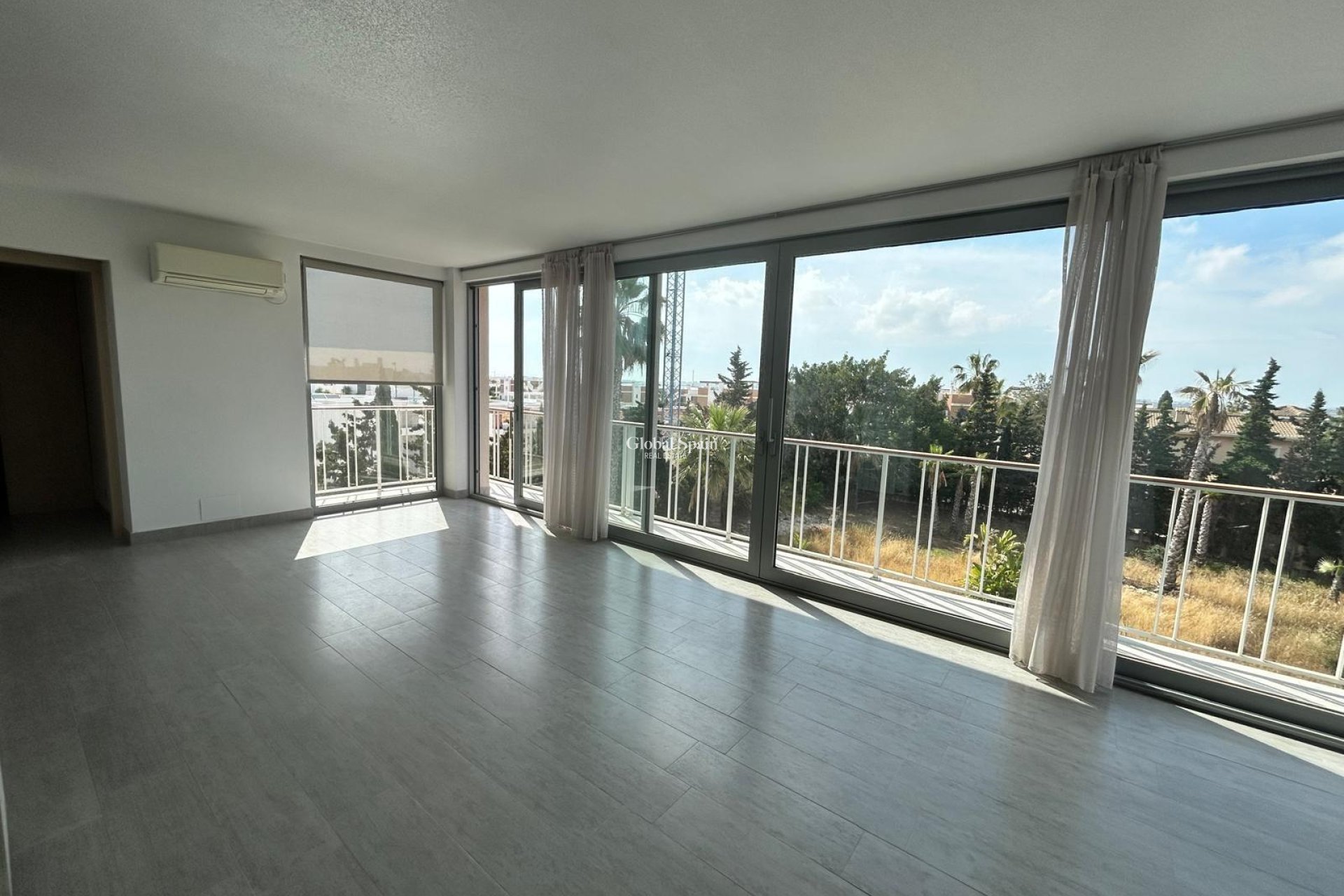 Revente - VILLA -
CIUDAD QUESADA