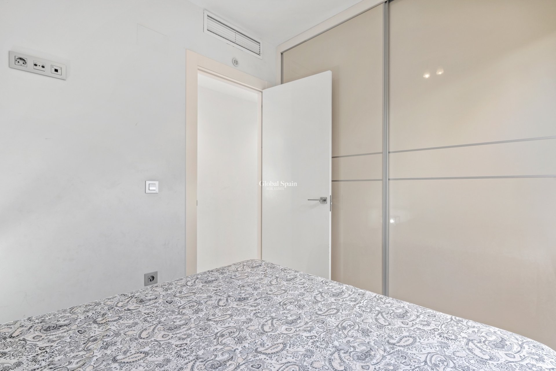 Revente - VILLA -
CIUDAD QUESADA