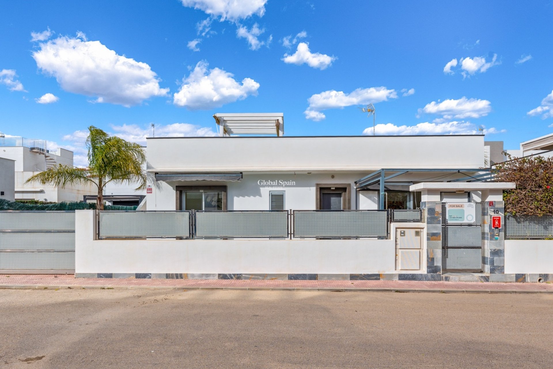 Revente - VILLA -
CIUDAD QUESADA